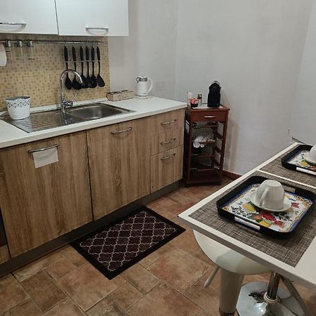Casa Maria Apartment ปาแลร์โม ภายนอก รูปภาพ