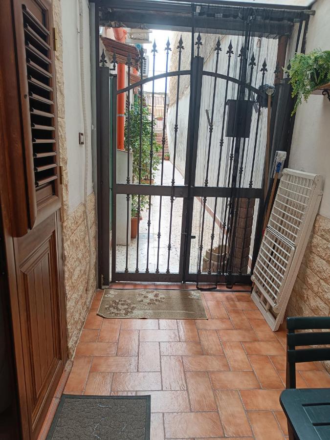 Casa Maria Apartment ปาแลร์โม ภายนอก รูปภาพ